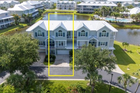 Townhouse in Placida, Florida 3 bedrooms, 208.57 sq.m. № 2200122 - photo 2
