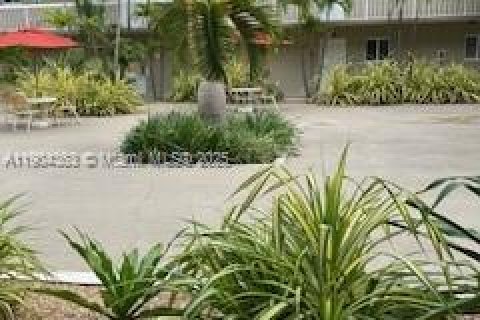 Copropriété à louer à Miami, Floride: 1 chambre, 66.15 m2 № 1968558 - photo 1