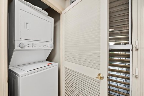 Condominio en venta en Longboat Key, Florida, 2 dormitorios, 120.12 m2 № 1782985 - foto 16