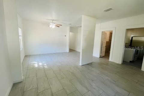 Appartement à louer à Sanford, Floride: 3 chambres, 101.26 m2 № 2312373 - photo 3