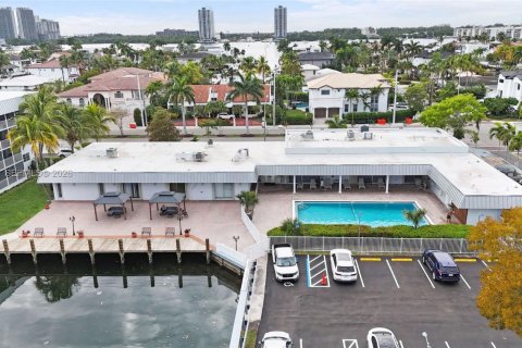 Купить кондоминиум в Норт-Майами-Бич, Флорида 2 спальни, 103.12м2, № 2008814 - фото 25