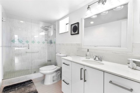 Купить кондоминиум в Норт-Майами-Бич, Флорида 2 спальни, 103.12м2, № 2008814 - фото 20