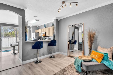 Townhouse in Sunrise, Florida 4 bedrooms, 171.68 sq.m. № 2040170 - photo 8