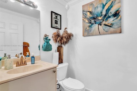 Townhouse in Sunrise, Florida 4 bedrooms, 171.68 sq.m. № 2040170 - photo 6