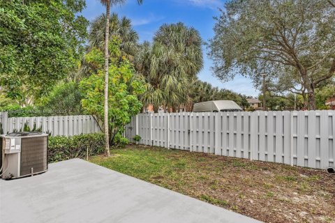 Townhouse in Sunrise, Florida 4 bedrooms, 171.68 sq.m. № 2040170 - photo 21