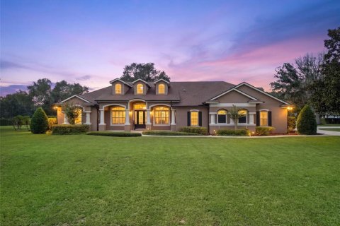 Купить виллу или дом в Апопка, Флорида 6 комнат, 342.81м2, № 2216340 - фото 8