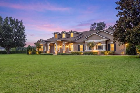 Купить виллу или дом в Апопка, Флорида 6 комнат, 342.81м2, № 2216340 - фото 9