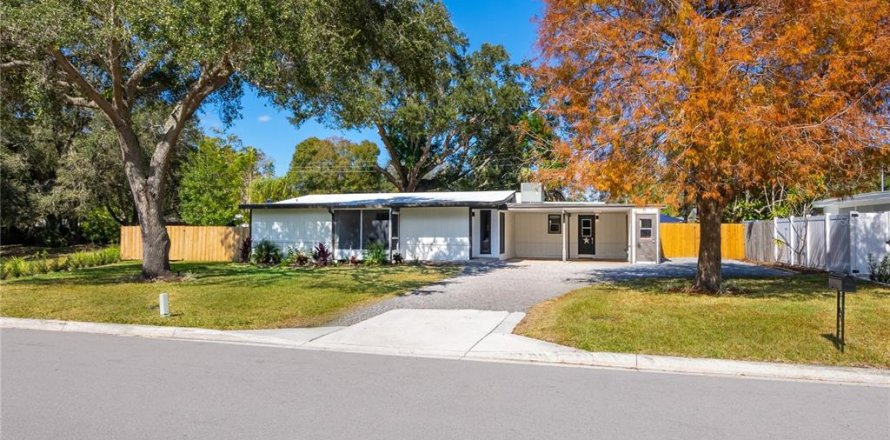 Villa ou maison à Sarasota, Floride 3 chambres, 125.88 m2 № 1745436