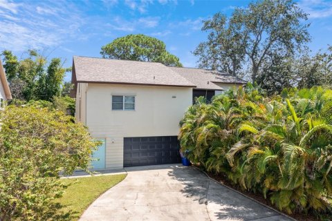Villa ou maison à vendre à Dunedin, Floride: 3 chambres, 192.31 m2 № 1913869 - photo 2