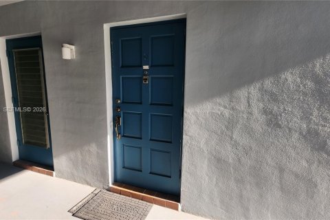 Condominio en alquiler en Hollywood, Florida, 2 dormitorios, 83.52 m2 № 2008312 - foto 24