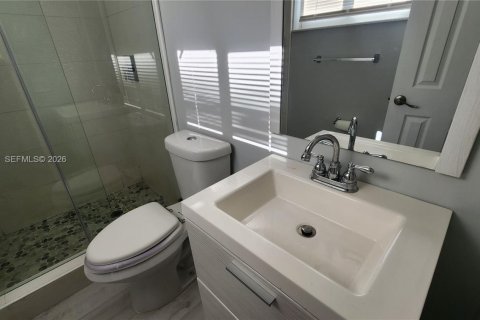 Condominio en alquiler en Hollywood, Florida, 2 dormitorios, 83.52 m2 № 2008312 - foto 14