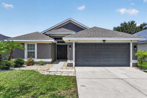 House in Wimauma, Florida 4 bedrooms, 156.26 sq.m. № 2216100 - photo 9