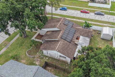 House in Brandon, Florida 3 bedrooms, 140.19 sq.m. № 2150707 - photo 7