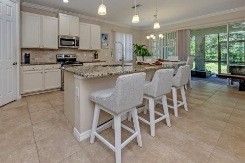 House in Venice, Florida 3 bedrooms, 184.32 sq.m. № 2395895 - photo 8