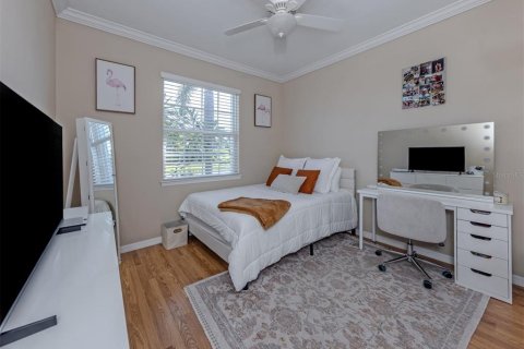 House in Venice, Florida 3 bedrooms, 184.32 sq.m. № 2395895 - photo 24