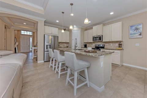 House in Venice, Florida 3 bedrooms, 184.32 sq.m. № 2395895 - photo 7