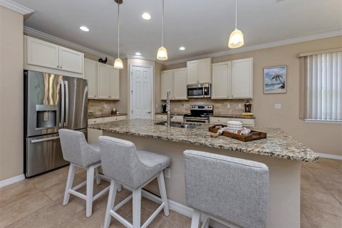 House in Venice, Florida 3 bedrooms, 184.32 sq.m. № 2395895 - photo 3