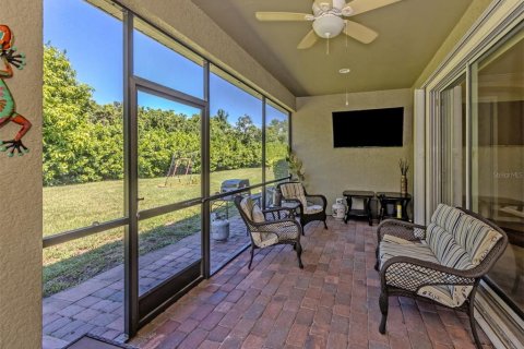 House in Venice, Florida 3 bedrooms, 184.32 sq.m. № 2395895 - photo 26