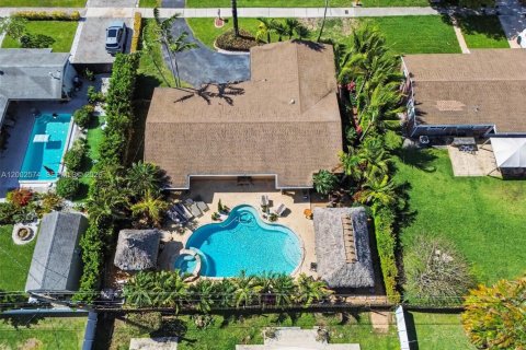 Casa en venta en Cutler Bay, Florida, 3 dormitorios, 154.78 m2 № 2271129 - foto 6