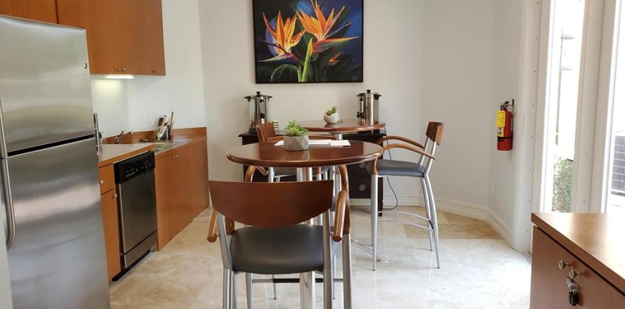 Condo in Juno Beach, Florida, 2 bedrooms № 680639