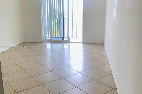 Condo in North Miami Beach, Florida, 1 bedroom № 2300569 - photo 7