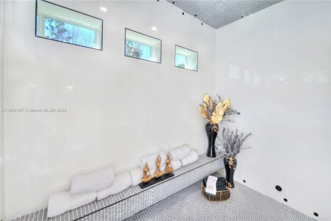 Купить виллу или дом в Порт-Оранж, Флорида 9 комнат, 373.93м2, № 2079559 - фото 23