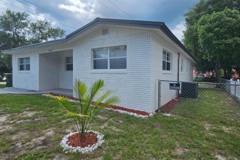 House in Palatka, Florida 4 bedrooms, 133.78 sq.m. № 1885360 - photo 4