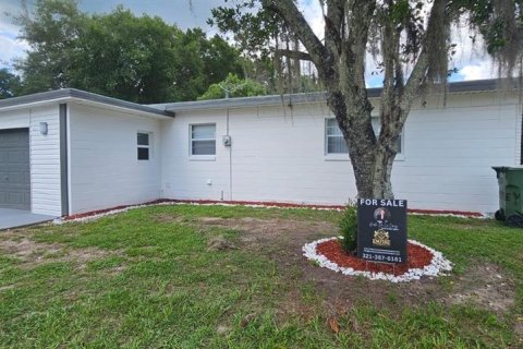 House in Palatka, Florida 4 bedrooms, 133.78 sq.m. № 1885360 - photo 9
