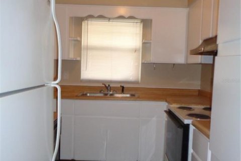 Appartement à louer à Orlando, Floride: 2 chambres, 83.61 m2 № 2425377 - photo 7