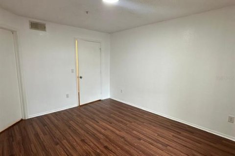 Condominio en alquiler en Kissimmee, Florida, 2 dormitorios, 95.32 m2 № 2224650 - foto 11