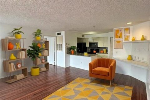 Condominio en alquiler en Kissimmee, Florida, 2 dormitorios, 95.32 m2 № 2224650 - foto 4