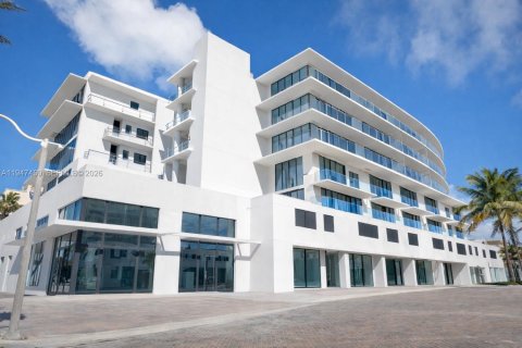 Condominio en venta en Hollywood, Florida, 3 dormitorios, 204.57 m2 № 2008241 - foto 6