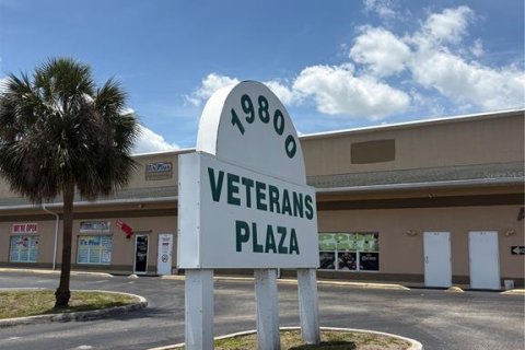 Commercial property in Port Charlotte, Florida 106.84 sq.m. № 2100535