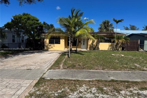 Villa ou maison à vendre à Fort Lauderdale, Floride: 2 chambres, 91.42 m2 № 1889311 - photo 3