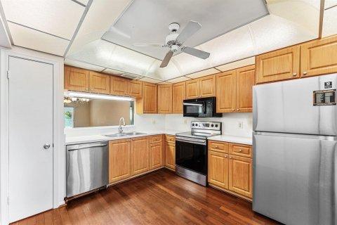 Condo in Coconut Creek, Florida, 2 bedrooms  № 2251938 - photo 9