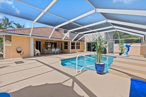 Casa en St. Lucie, Florida 3 dormitorios, 285.02 m2 № 2180565