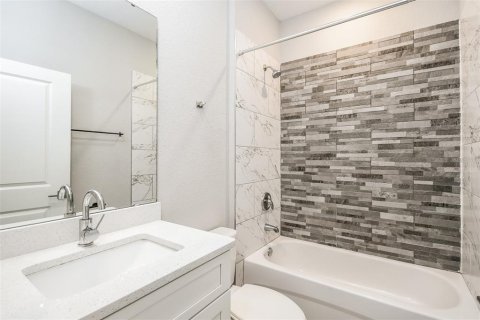 Casa en alquiler en Kissimmee, Florida, 4 dormitorios, 149.11 m2 № 2112984 - foto 12