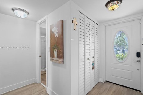 Condominio en venta en Sunrise, Florida, 1 dormitorio, 59.46 m2 № 1851908 - foto 7