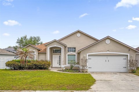 House in Davenport, Florida 4 bedrooms, 139.91 sq.m. № 2095876