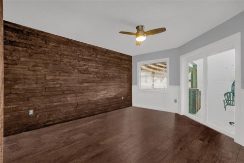 House in Davenport, Florida 4 bedrooms, 139.91 sq.m. № 2095876 - photo 17
