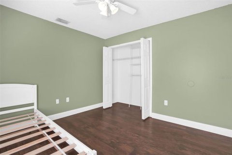 House in Davenport, Florida 4 bedrooms, 139.91 sq.m. № 2095876 - photo 26