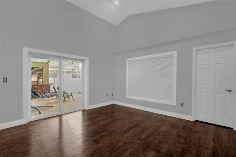 House in Davenport, Florida 4 bedrooms, 139.91 sq.m. № 2095876 - photo 8