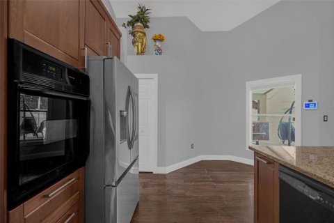 House in Davenport, Florida 4 bedrooms, 139.91 sq.m. № 2095876 - photo 13