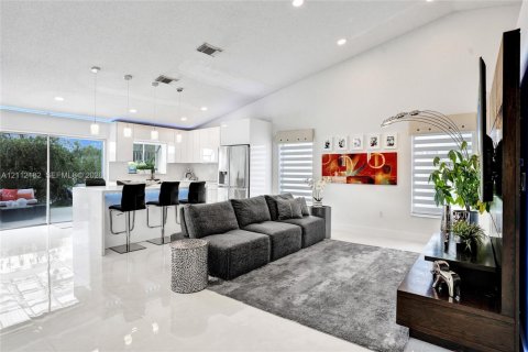 Villa ou maison à louer à Miramar, Floride: 5 chambres, 242.2 m2 № 2431307 - photo 10