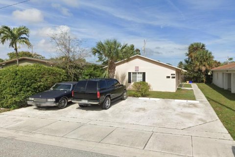 Immobilier commercial à Riviera Beach, Floride 156.08 m2 № 2077517