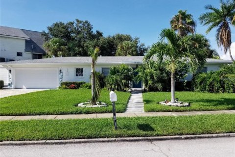 Villa ou maison à vendre à Madeira Beach, Floride: 3 chambres, 179.12 m2 № 1421378 - photo 1