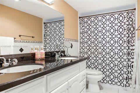 Condo in Plantation, Florida, 2 bedrooms  № 2026785 - photo 20