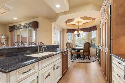House in Palm Coast, Florida 5 bedrooms, 384.15 sq.m. № 2119780 - photo 12