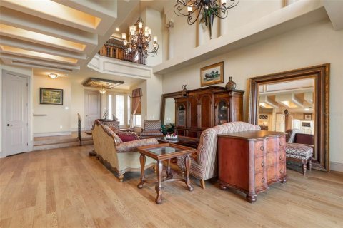House in Palm Coast, Florida 5 bedrooms, 384.15 sq.m. № 2119780 - photo 5