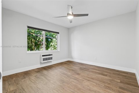 Appartement à louer à Coral Gables, Floride: 1 chambre, 64.1 m2 № 2340343 - photo 12
